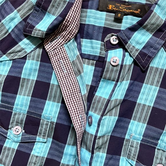 Ben Sherman Blue Square Print Short Sleeve Button Down Shirt (S) - Picture 5 of 9